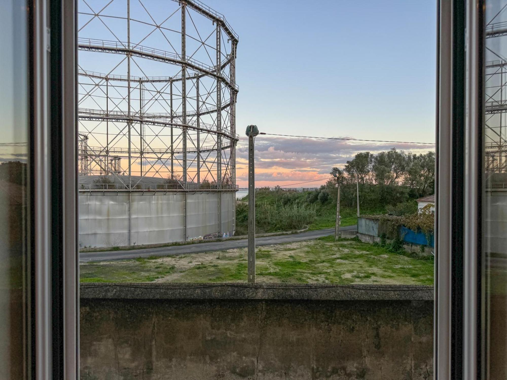 Quiet And Cozy, Easy Access To Lisbon Highlights #1880アパートメント エクステリア 写真
